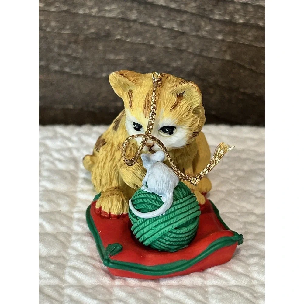 Kitten and‎ Yarn with mouse Current Inc Christmas Ornament Vintage
